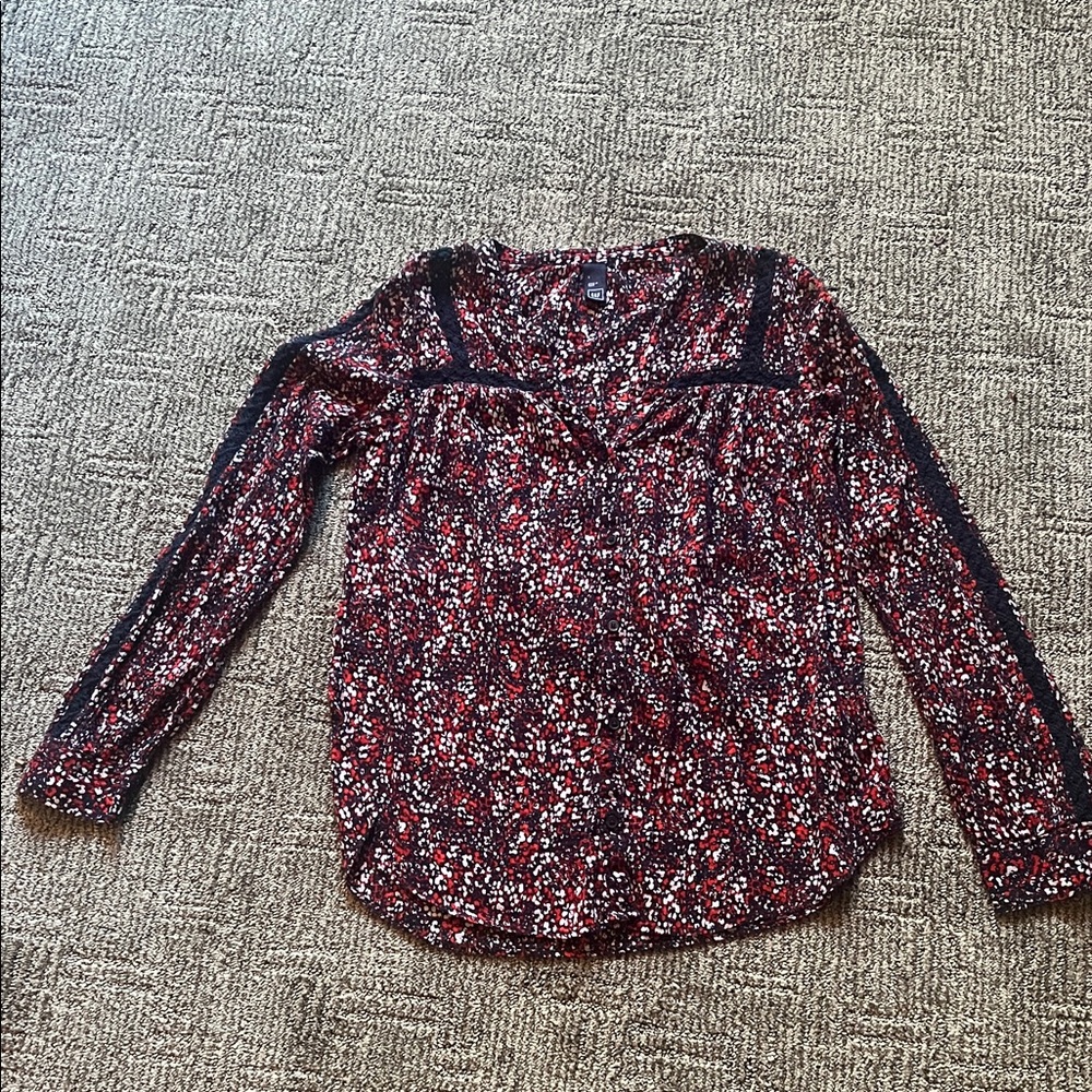 GAP Women's Red and Black Patterned Blouse